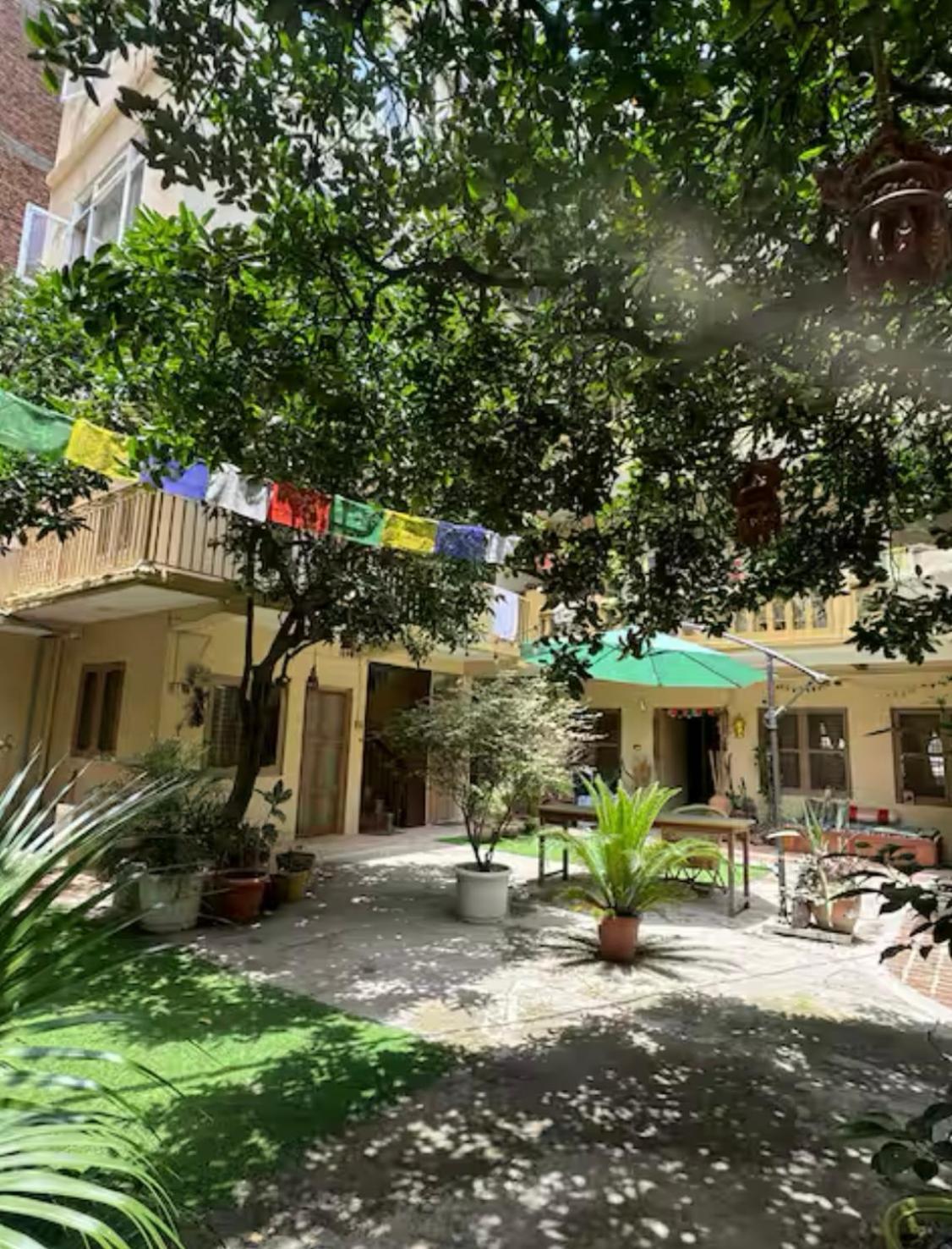 카트만두 The Melo Pomelo Courtyard. 아파트 외부 사진