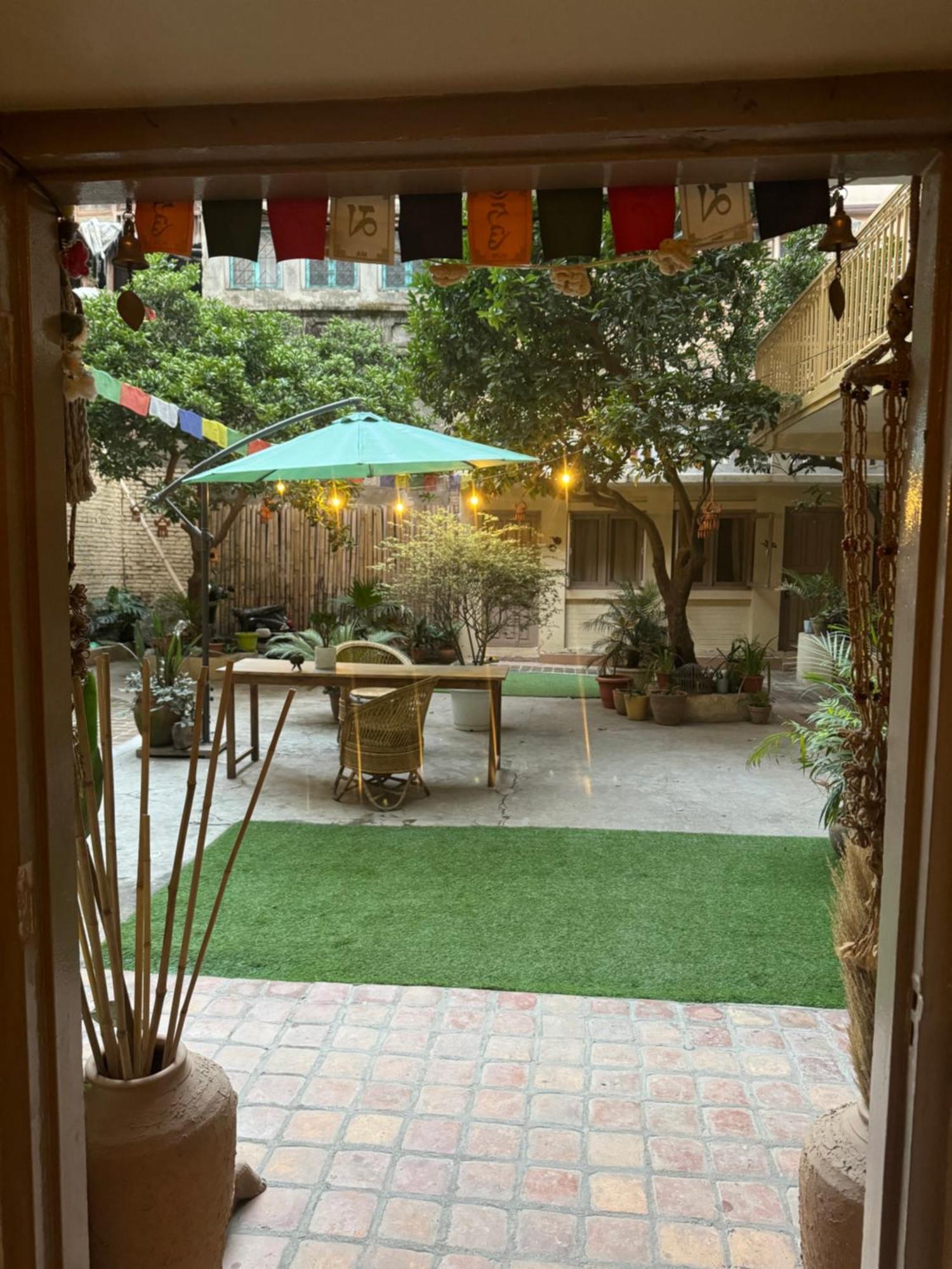 카트만두 The Melo Pomelo Courtyard. 아파트 외부 사진